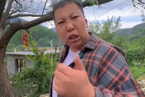 东北雨姐吃瓜视频是真的吗