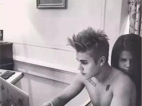 外网吃瓜比伯海莉视频免费观看,甜蜜暴击！